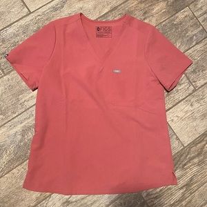 ‼️Figs scrub top‼️